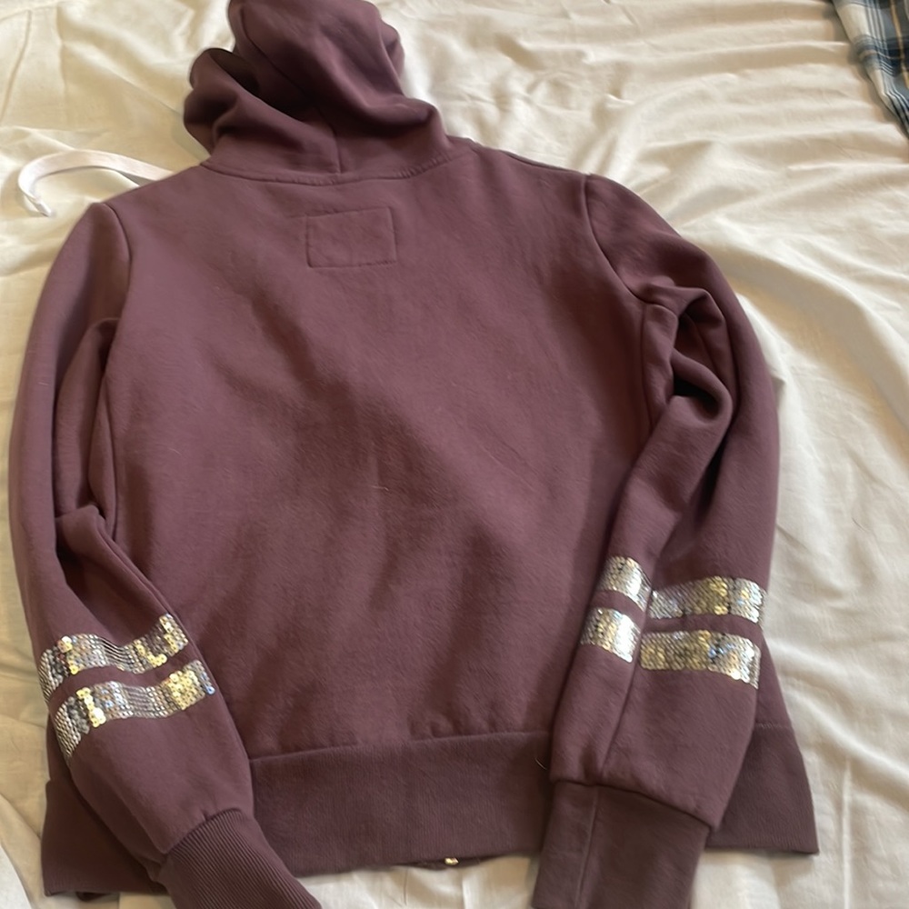 Sweatshirt - Picture 3 of 3